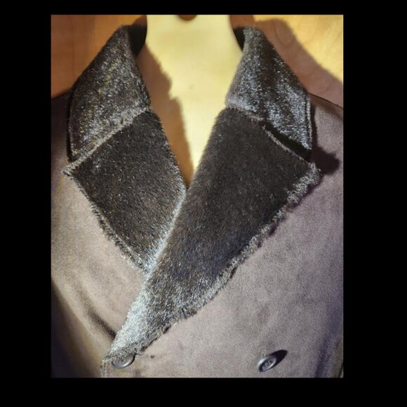 Suede / Faux Fur Double Breasted Jacket - 3qtr Length – MEDIUM (in Brown) - Picture 4 of 6